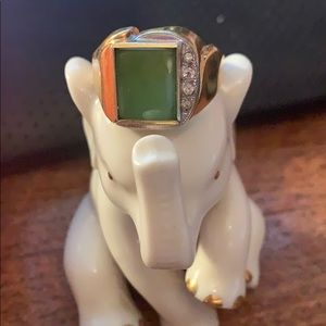 Men’s gold tone ring